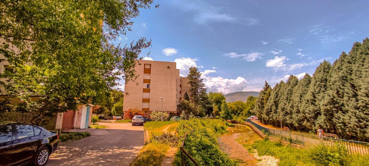 Riverland - Lovely Apartment Мостар Екстериор снимка